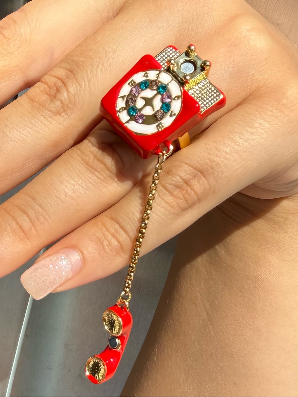 Red Retro Telephone Statement Ring with Multicolor Crystal Dial - Picture 3 of 5